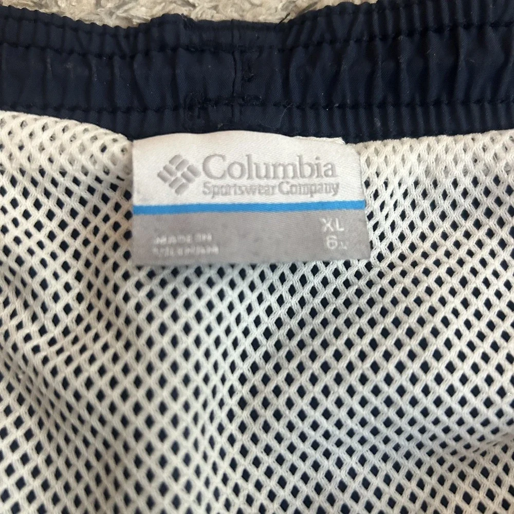 Columbia PFG Omni-Shade Men's XL Navy Blue Swim Shorts Lined Pockets